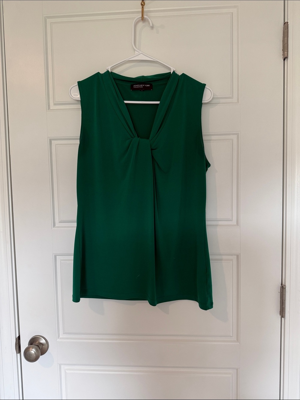 Karen Kane Emerald Twist-Front Sleeveless Camisole